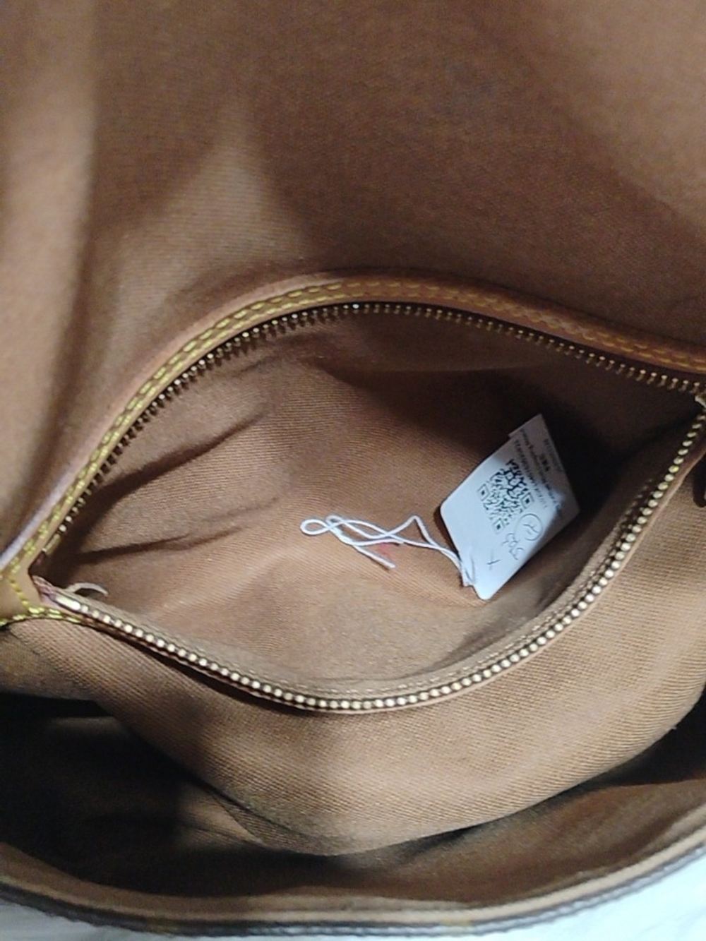 SALE! Louis Vuitton Monogram Mini Looping M541147 Shoulder Bag W/DB - Picture 9 of 15